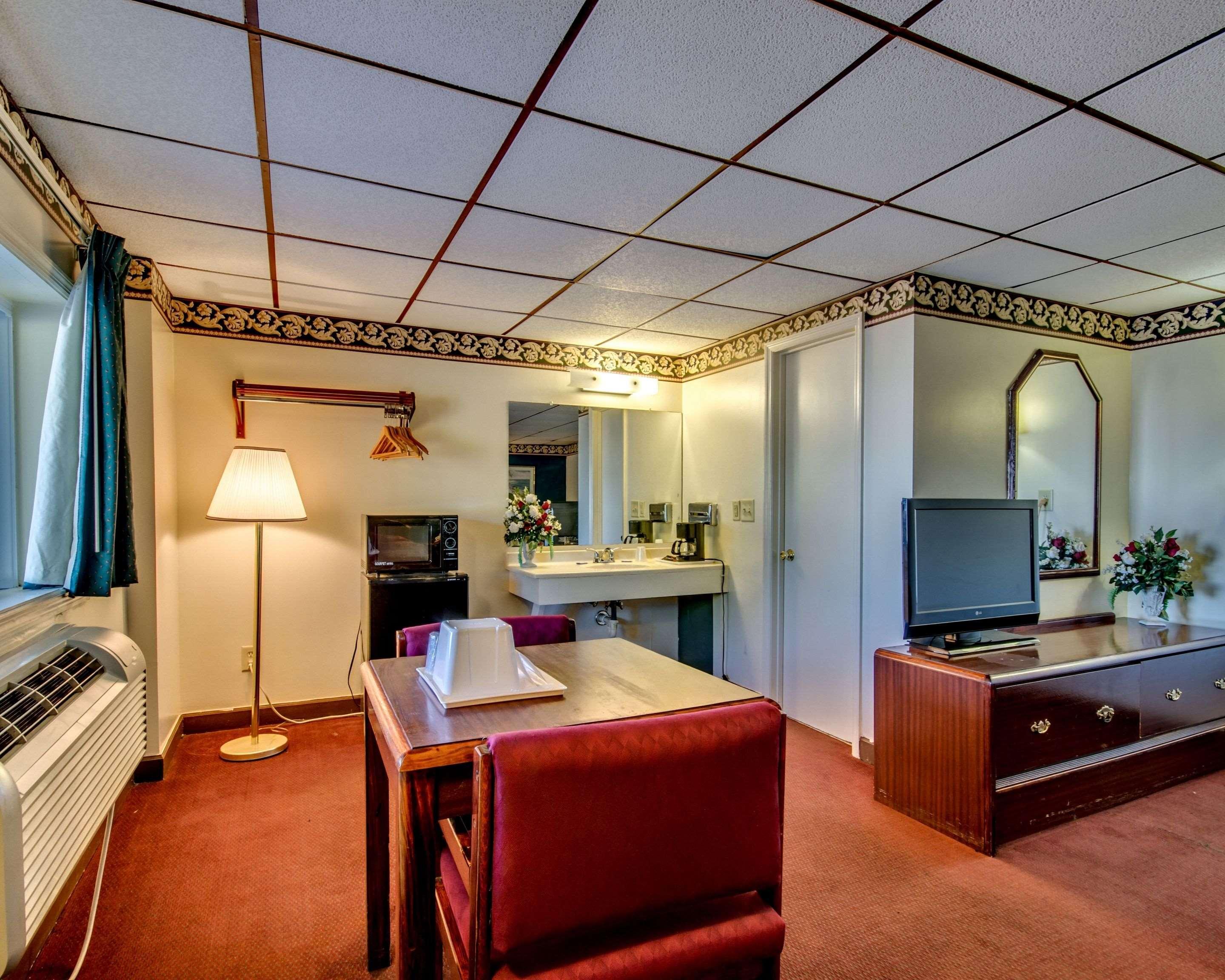 Econo Lodge Джорджтаун Экстерьер фото