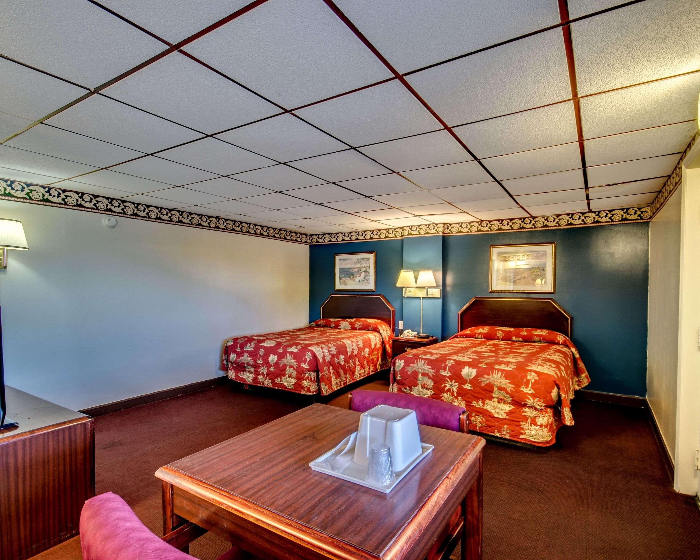 Econo Lodge Джорджтаун Экстерьер фото
